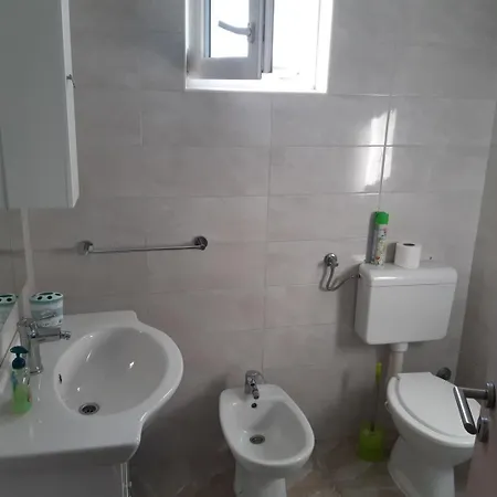 - Trosoban Апартаменты *
