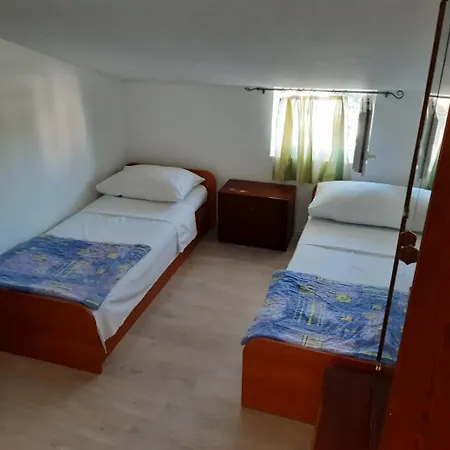 Apartman - Trosoban *